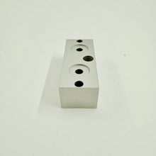 Load image into Gallery viewer, KTI Hydraulics 3030-10-10 1" Riser Block
