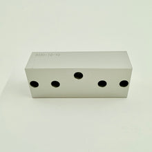 Load image into Gallery viewer, KTI Hydraulics 3030-10-10 1" Riser Block

